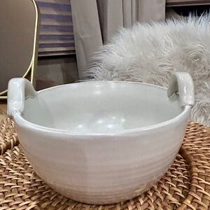 Handled stoneware small batter bowl 3”x6”